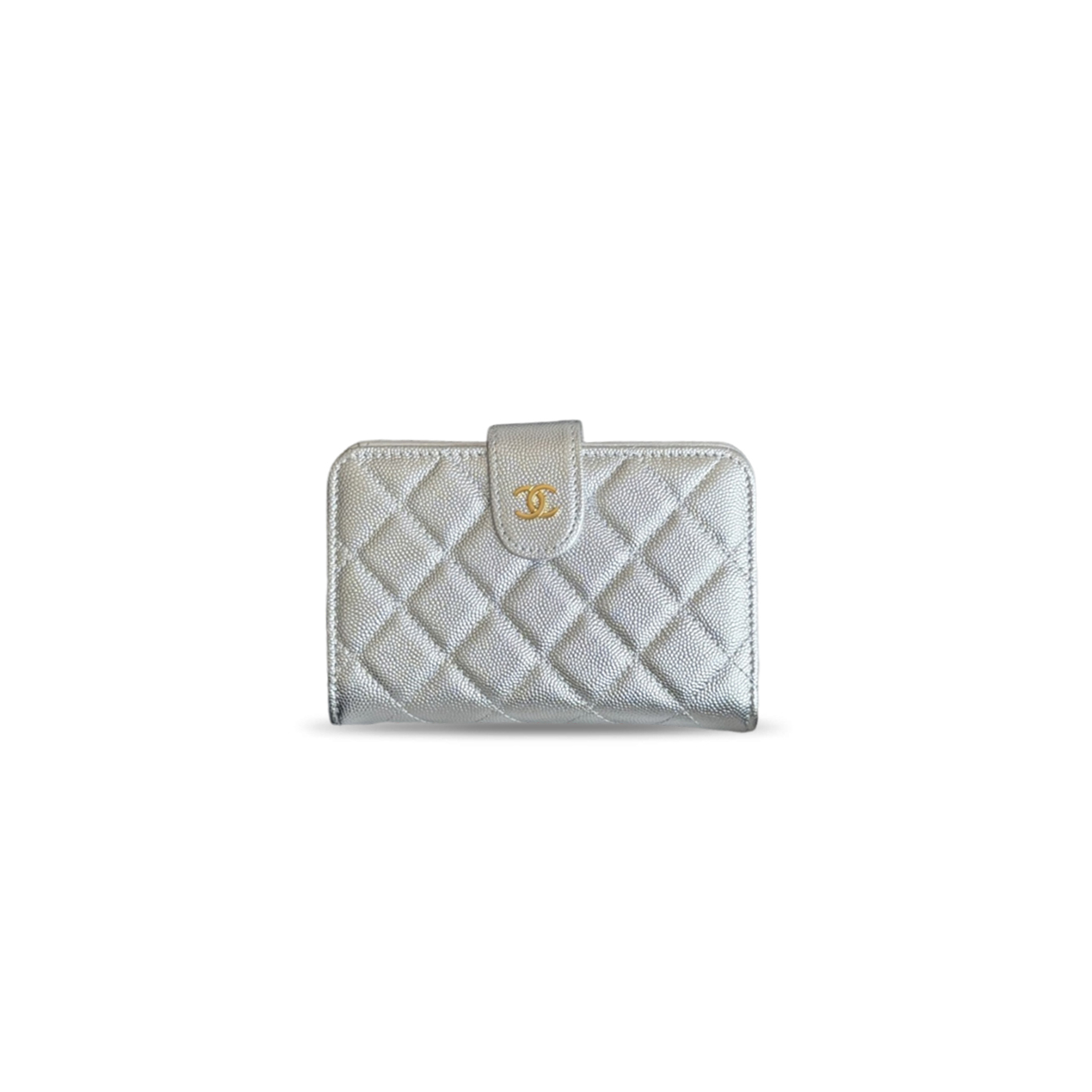 CHANEL CAVIAR QUILTED CC FRENCH WALLET A48667 (15*10*2.5cm)